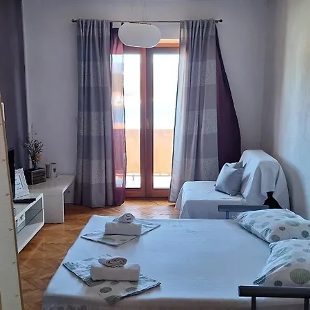 Lägenhet S Pogledom Na Ap3 Jelsa (Hvar)
